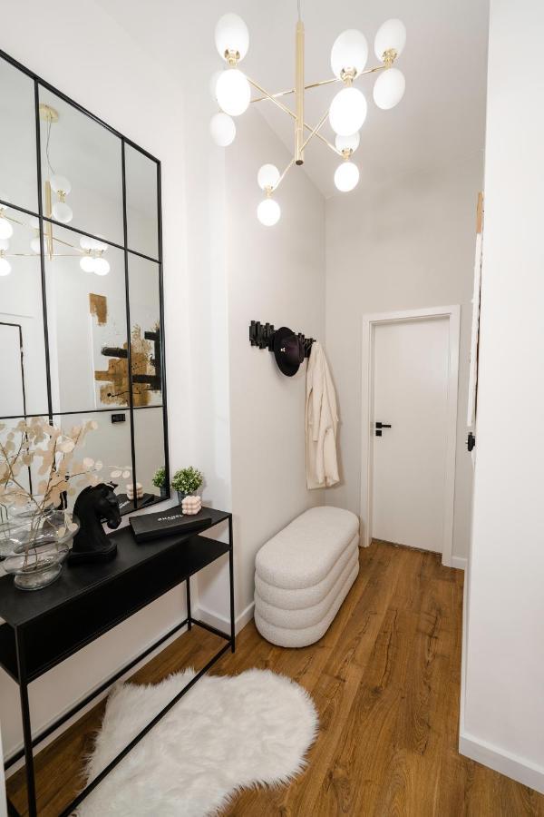 Apartament Artelier - Trenczyńskie Cieplice Zewnętrze zdjęcie